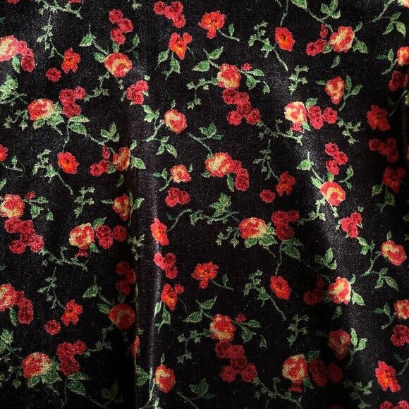 Agenda Black Red Floral Velvet Stretch Short Sleeve Top Sz S Vintage Made In USA - Picture 5 of 9